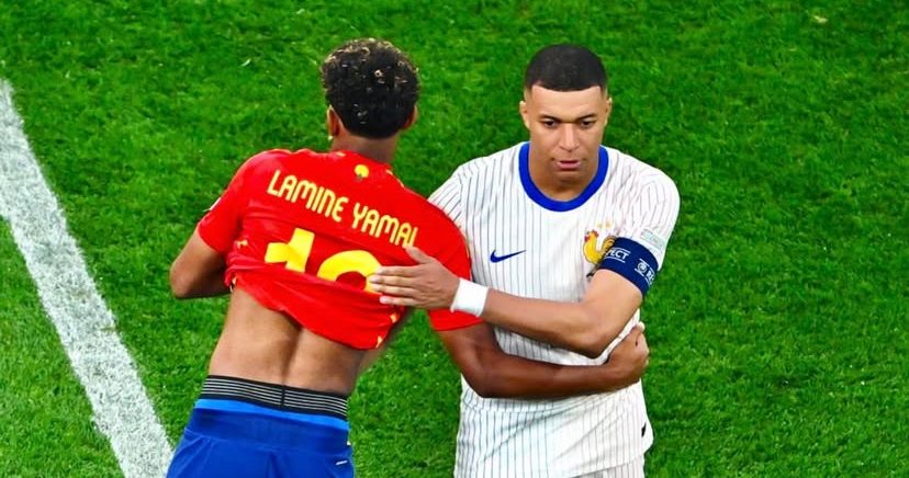 Lamine Yamal and Kylian Mbappe